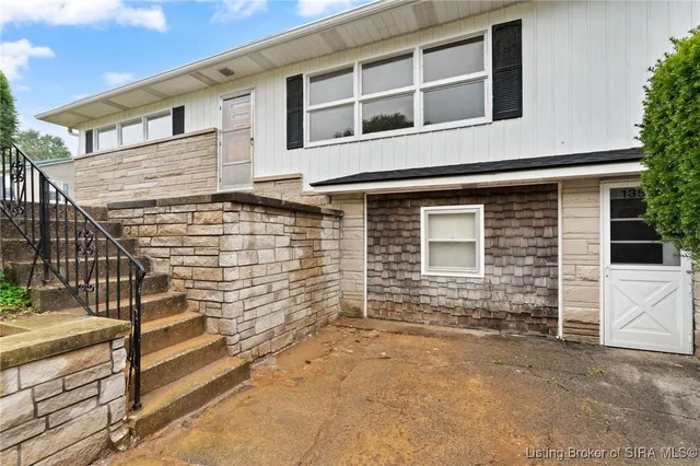 $240,000 | 135 South Murphy Street, Marengo, IN 47140