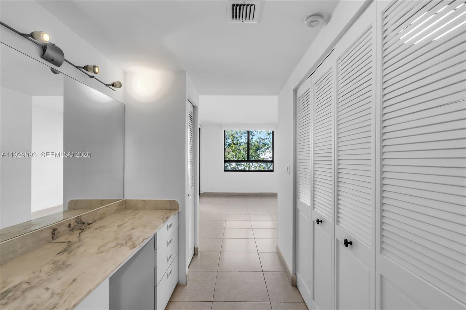 121 Crandon Boulevard, Unit 248 Key Biscayne, FL 33149 - Photo 19 of 48