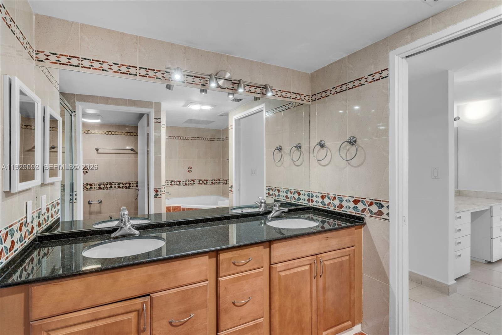 121 Crandon Boulevard, Unit 248 Key Biscayne, FL 33149 - Photo 22 of 48