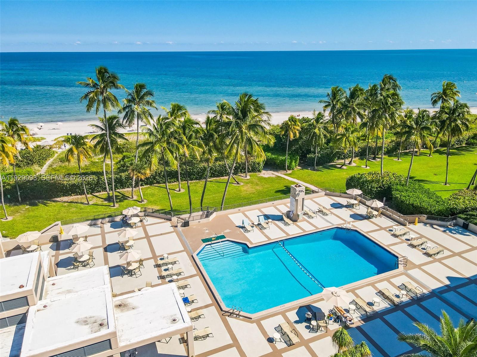 121 Crandon Boulevard, Unit 248 Key Biscayne, FL 33149 - Photo 33 of 48