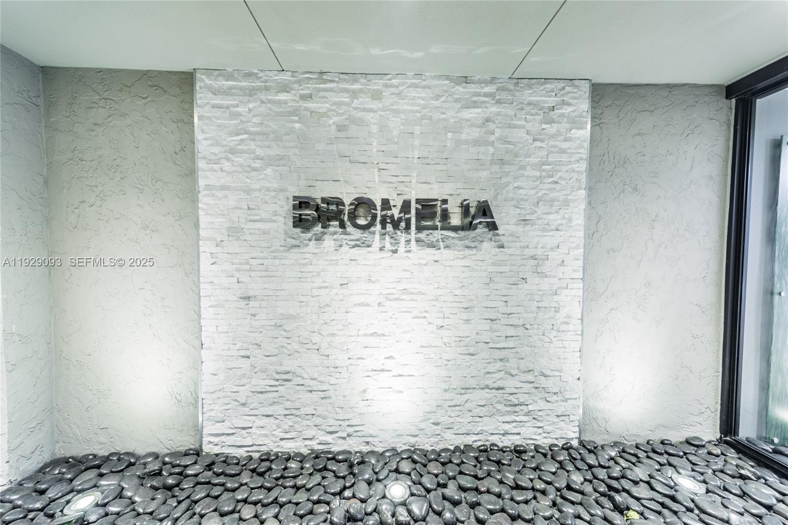 121 Crandon Boulevard, Unit 248 Key Biscayne, FL 33149 - Photo 36 of 37 a bathroom with a shower