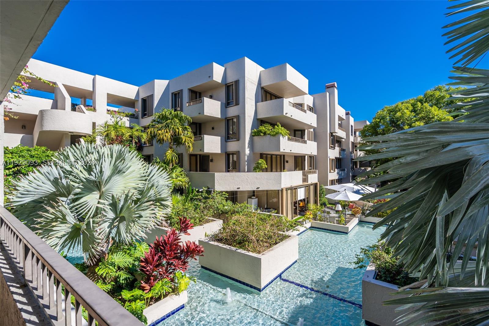 121 Crandon Boulevard, Unit 248 Key Biscayne, FL 33149 - Photo 43 of 48