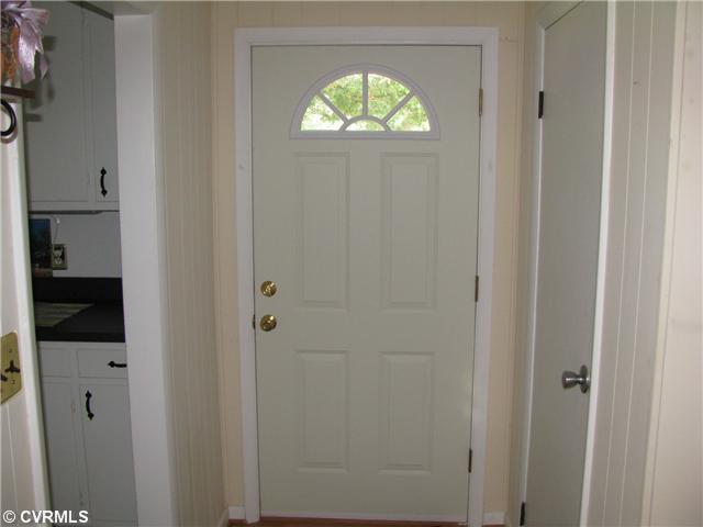 3337 Pleasants Road Powhatan, VA 23139 - Photo 10 of 10 Foyer - New front door! Fresh paint throughout the house! Everything done for you! Start packing!