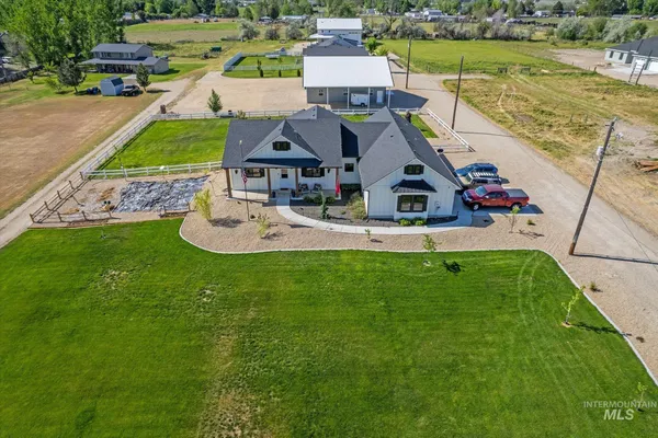 $895,000 | 17220 Colbey Lane, Wilder, ID 83676