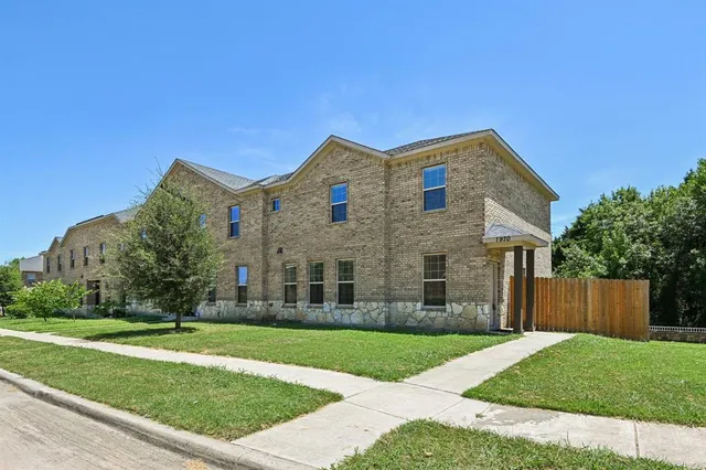 front view of house with a yard