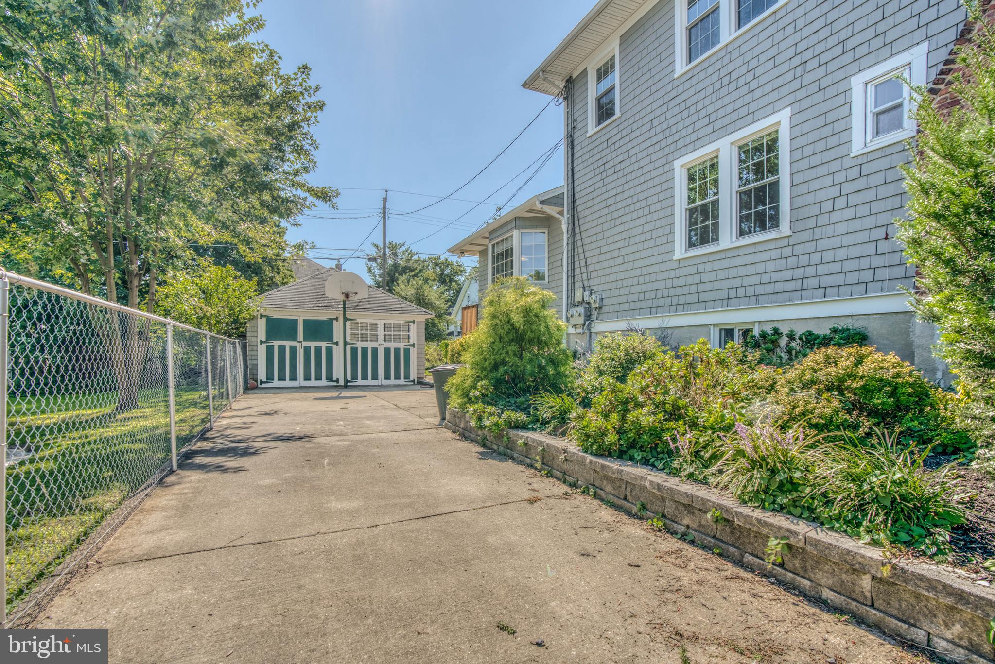 612 Plymouth Road Baltimore, MD 21229 - Photo 11 of 92