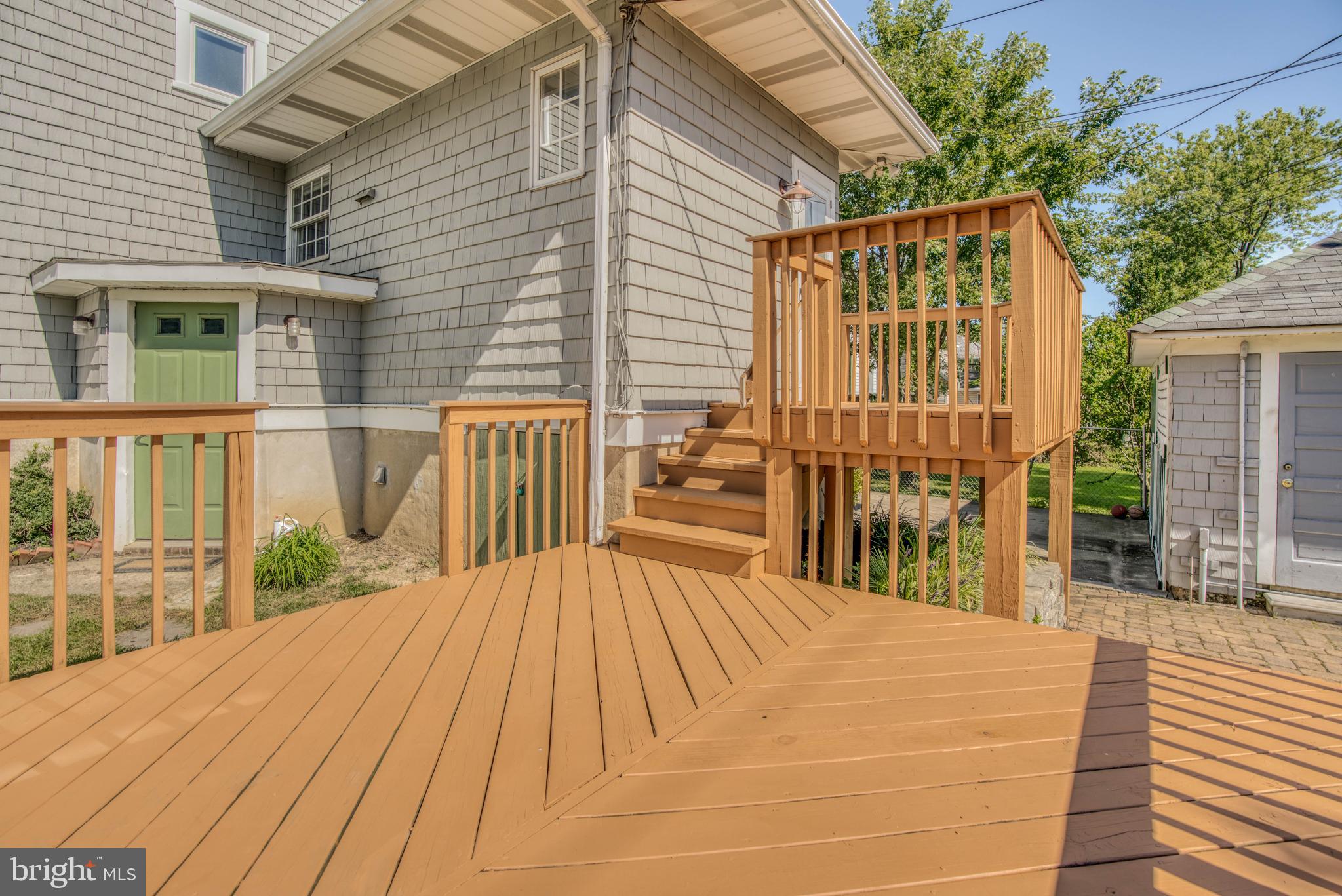 612 Plymouth Road Baltimore, MD 21229 - Photo 12 of 92