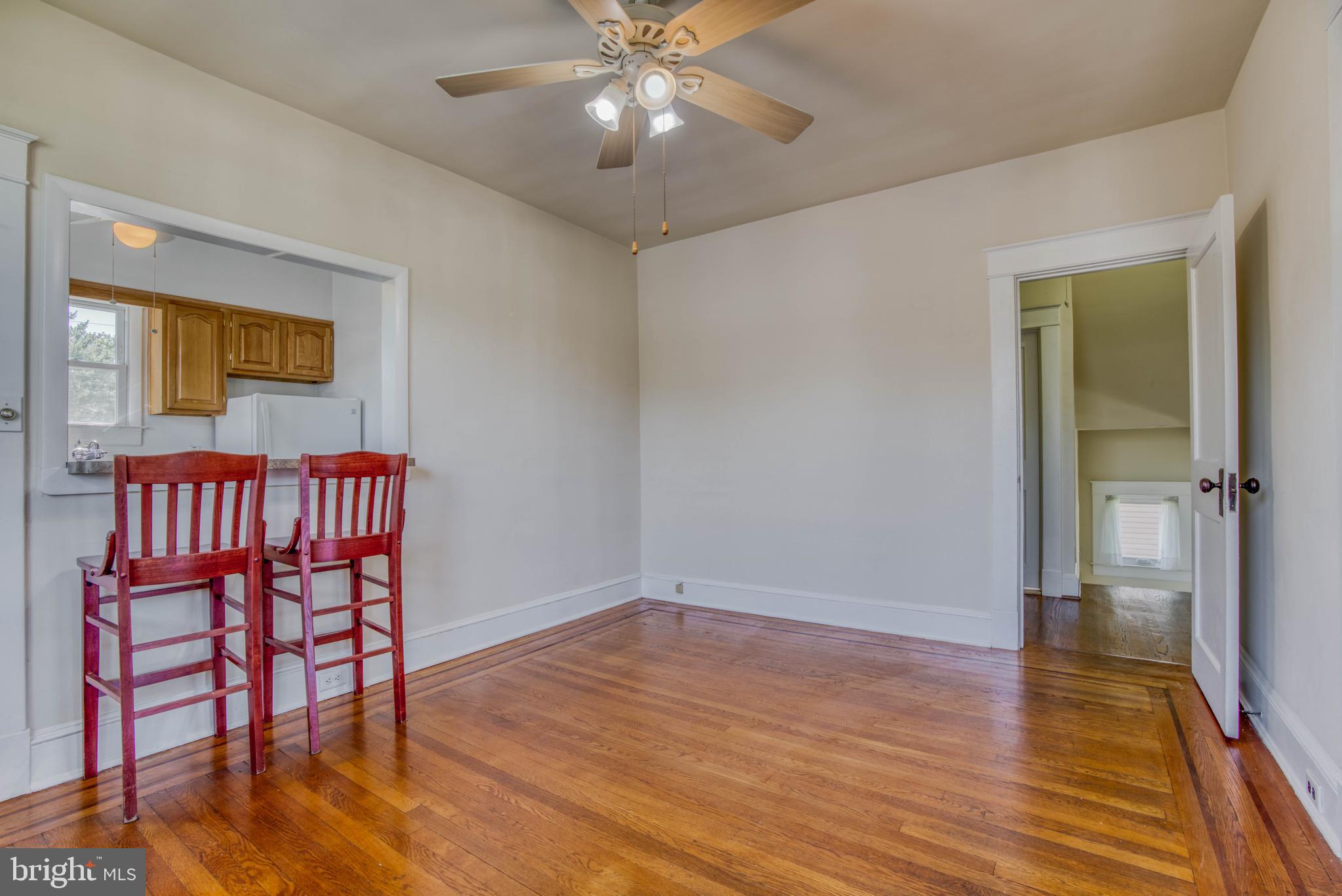 612 Plymouth Road Baltimore, MD 21229 - Photo 63 of 92 2nd floor dining