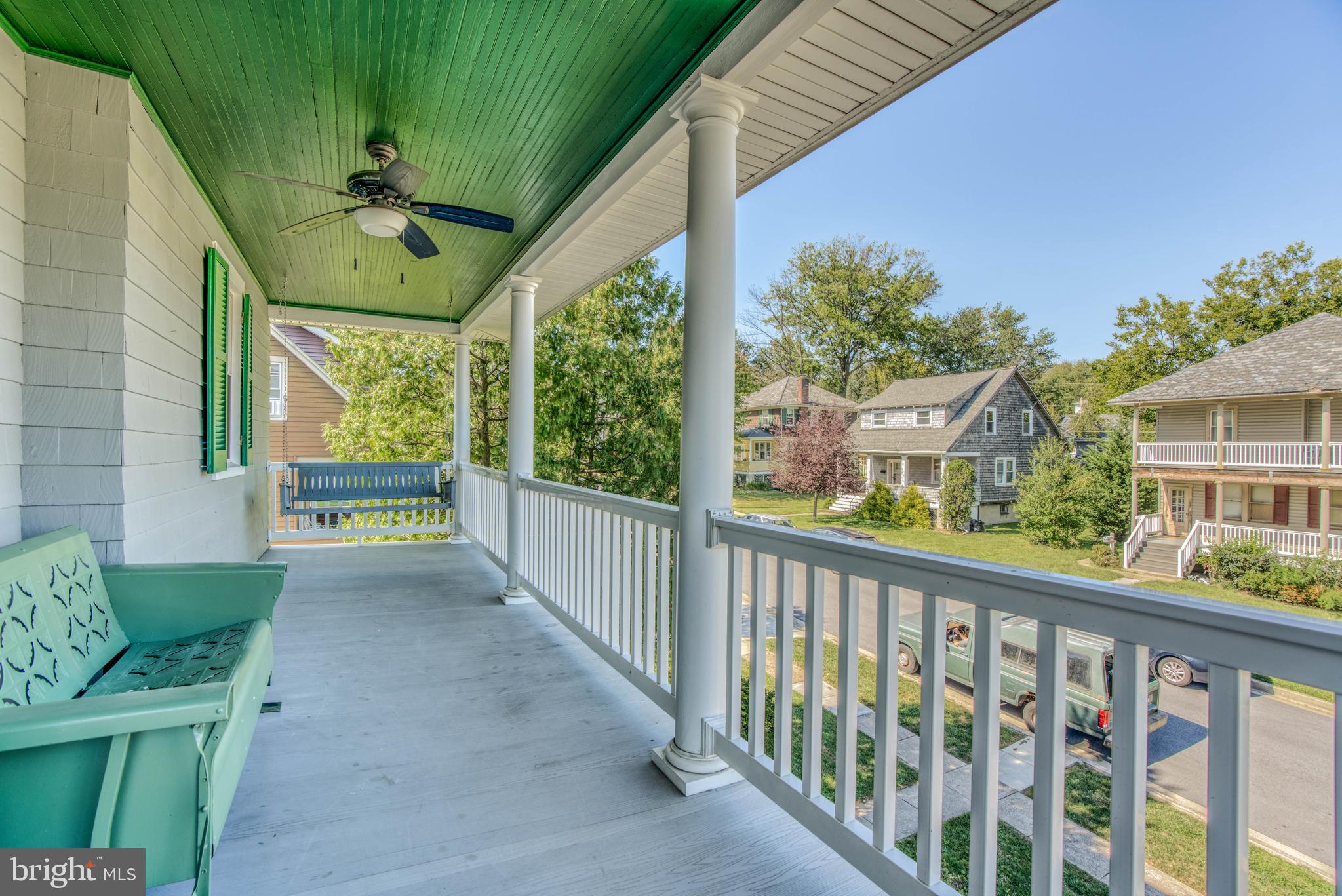 612 Plymouth Road Baltimore, MD 21229 - Photo 68 of 92 2nd floor front deck