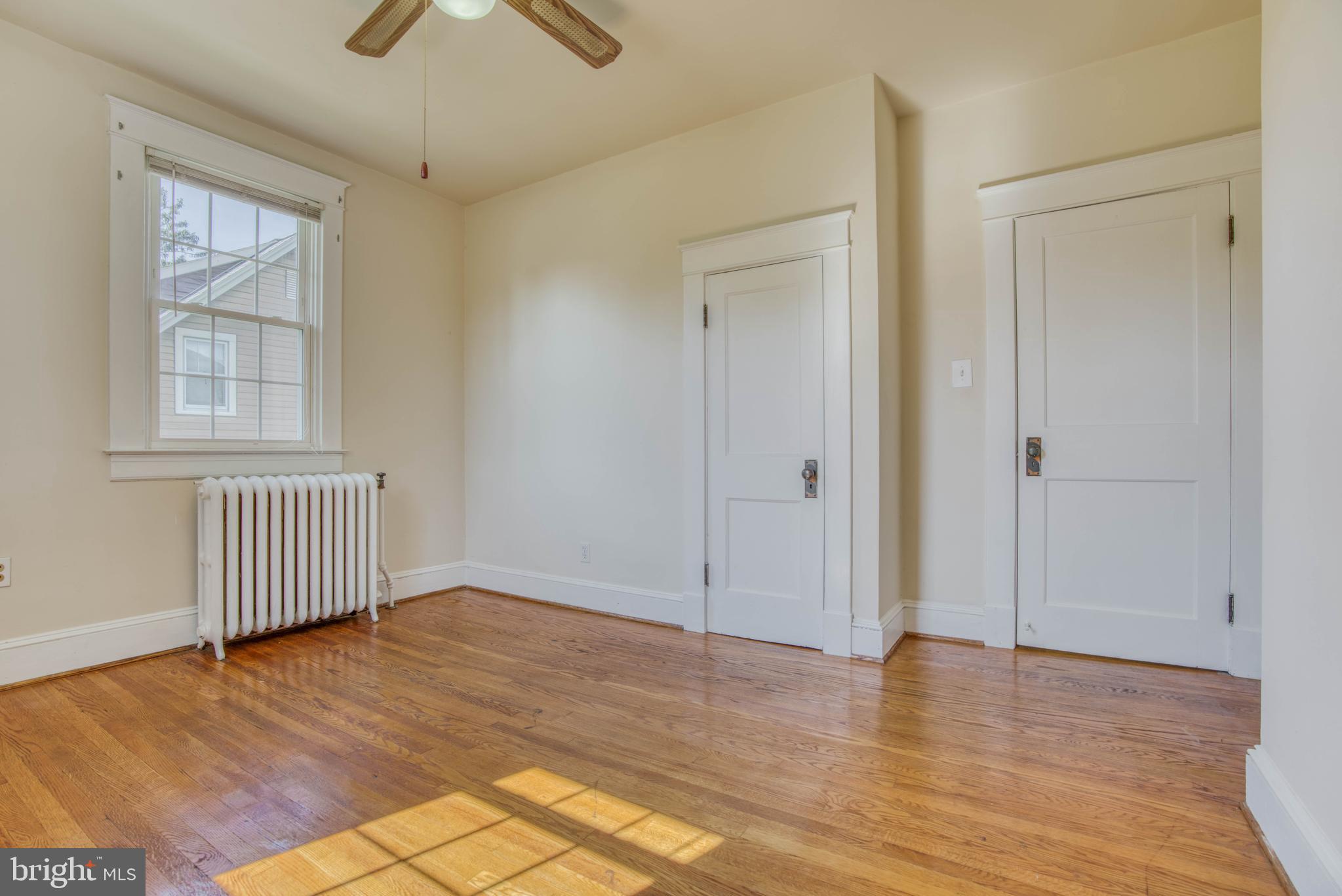 612 Plymouth Road Baltimore, MD 21229 - Photo 75 of 92 2nd floor bedroom