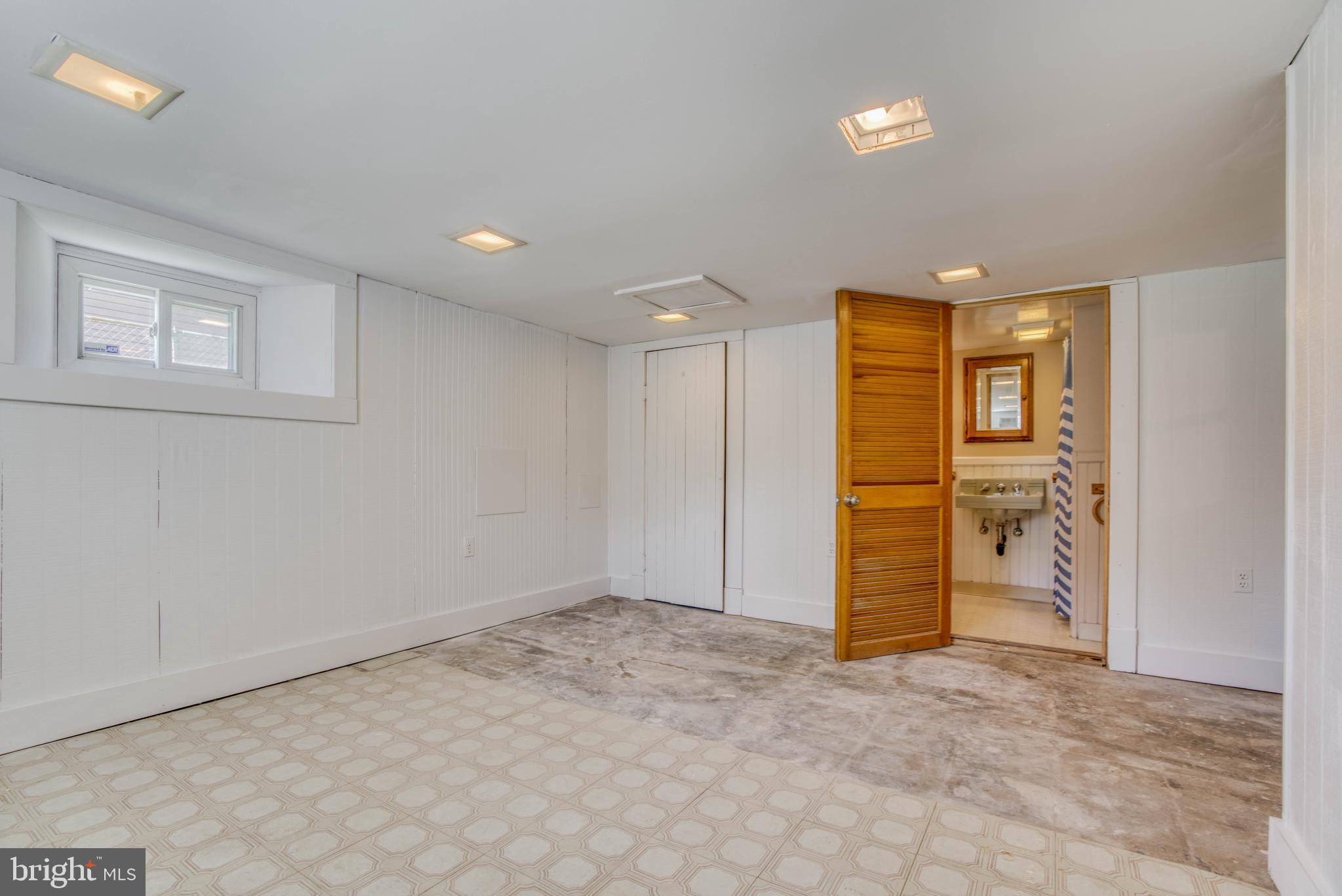 612 Plymouth Road Baltimore, MD 21229 - Photo 86 of 92 Basement bonus room
