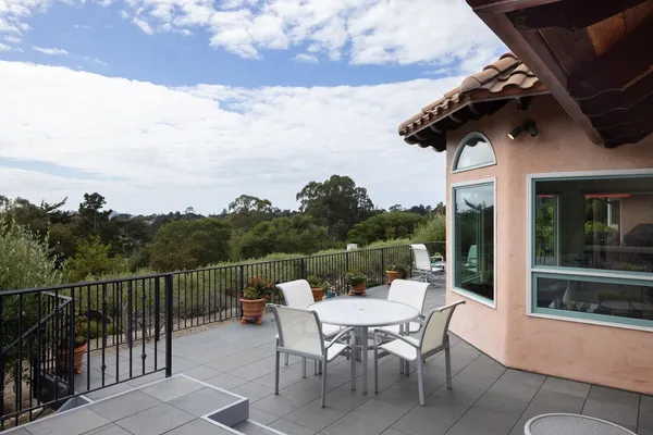 $3,950,000 | 25987 Rio Vista Drive, Carmel, CA 93923