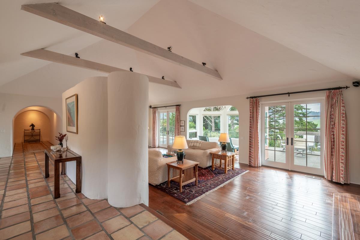 25987 Rio Vista Drive Carmel, CA 93923 - Photo 3 of 13