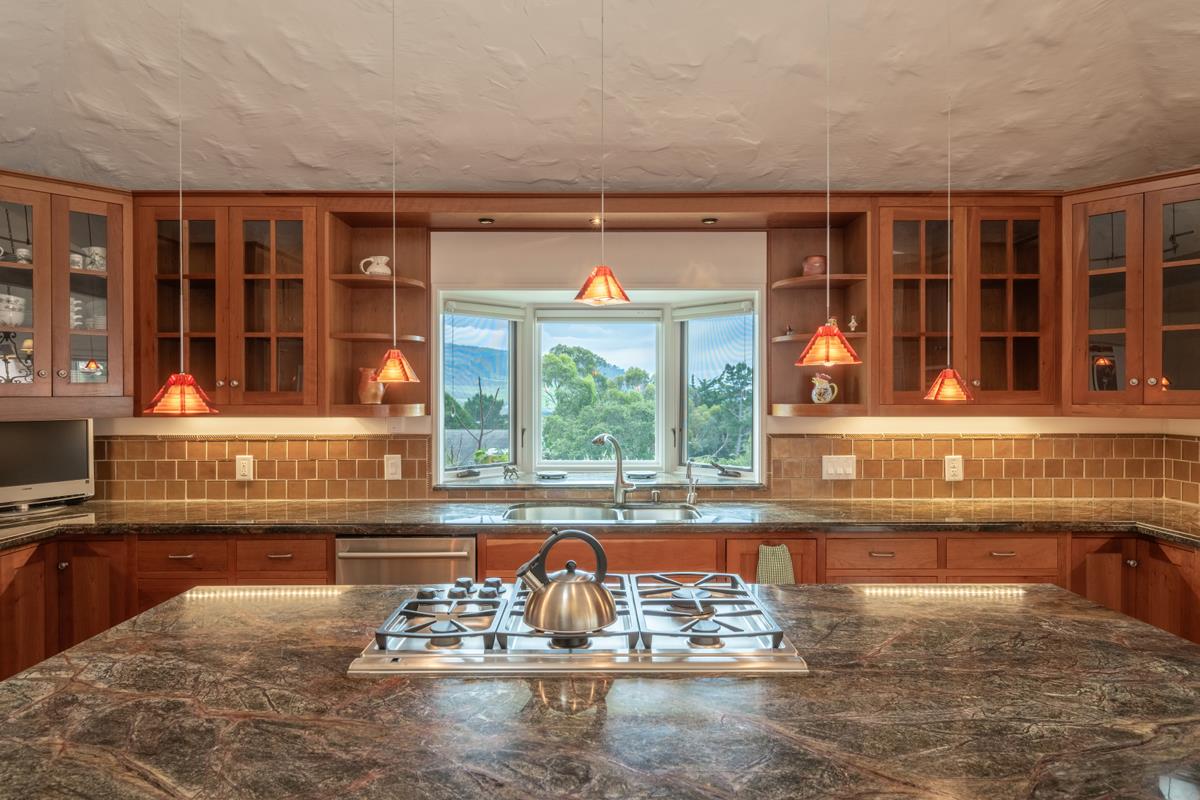 25987 Rio Vista Drive Carmel, CA 93923 - Photo 6 of 13