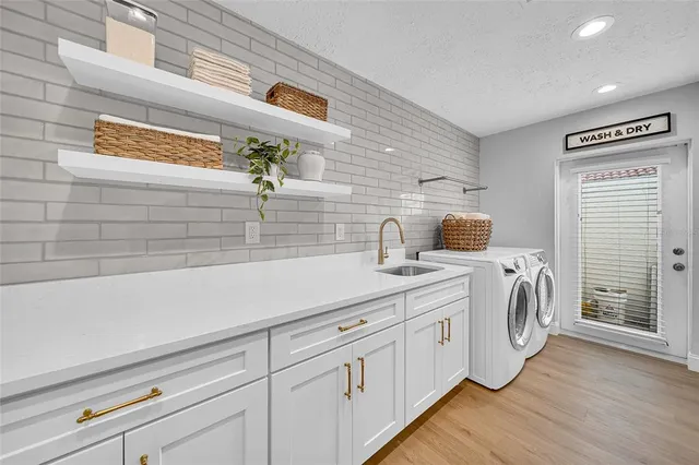 $1,580,000 | 2025 Michigan Avenue Northeast, St. Petersburg, FL 33703