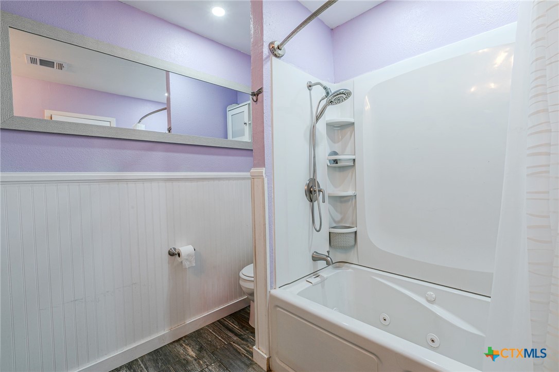 2411 Osage Road Gatesville, TX 76528 - Photo 16 of 26 Bathroom with shower and updated fixtures