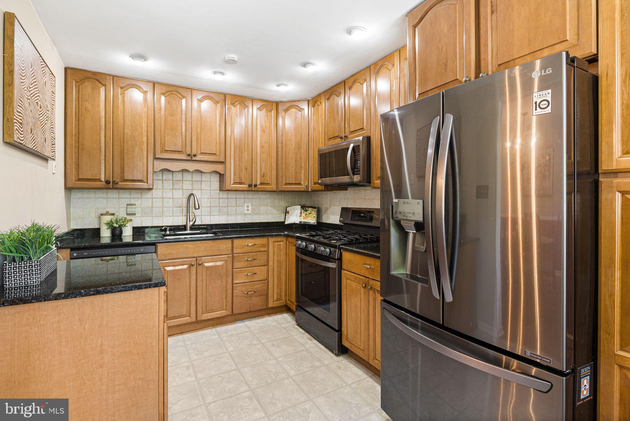 3638 Newberry Road Philadelphia, PA 19154 - Photo 14 of 32 Gallery Image 14