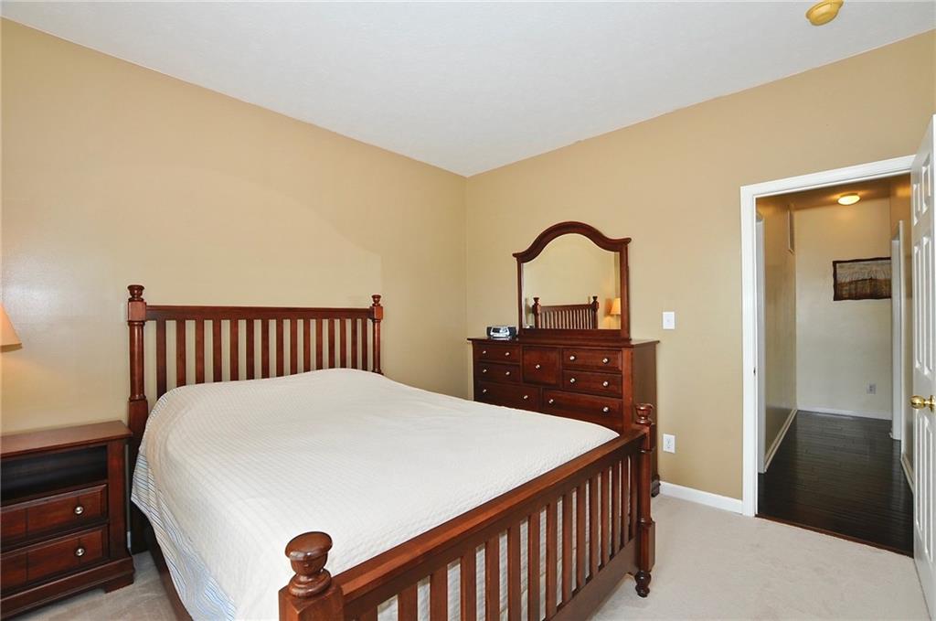 11248 Falling Water Way Fishers, IN 46037 - Photo 18 of 31 Gallery Image 18