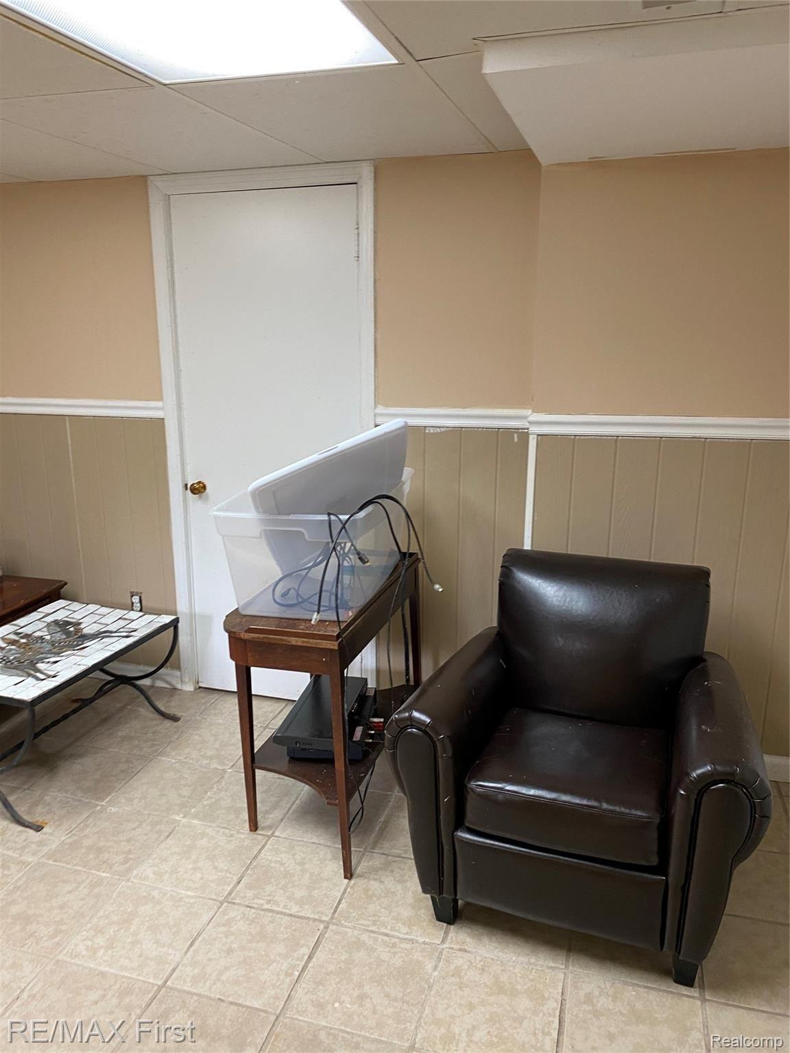 123 Normandy Road Royal Oak, MI 48073 - Photo 51 of 88 60AE357E-7ECB-40EC-8F85-6A59E9D642E0.jpeg