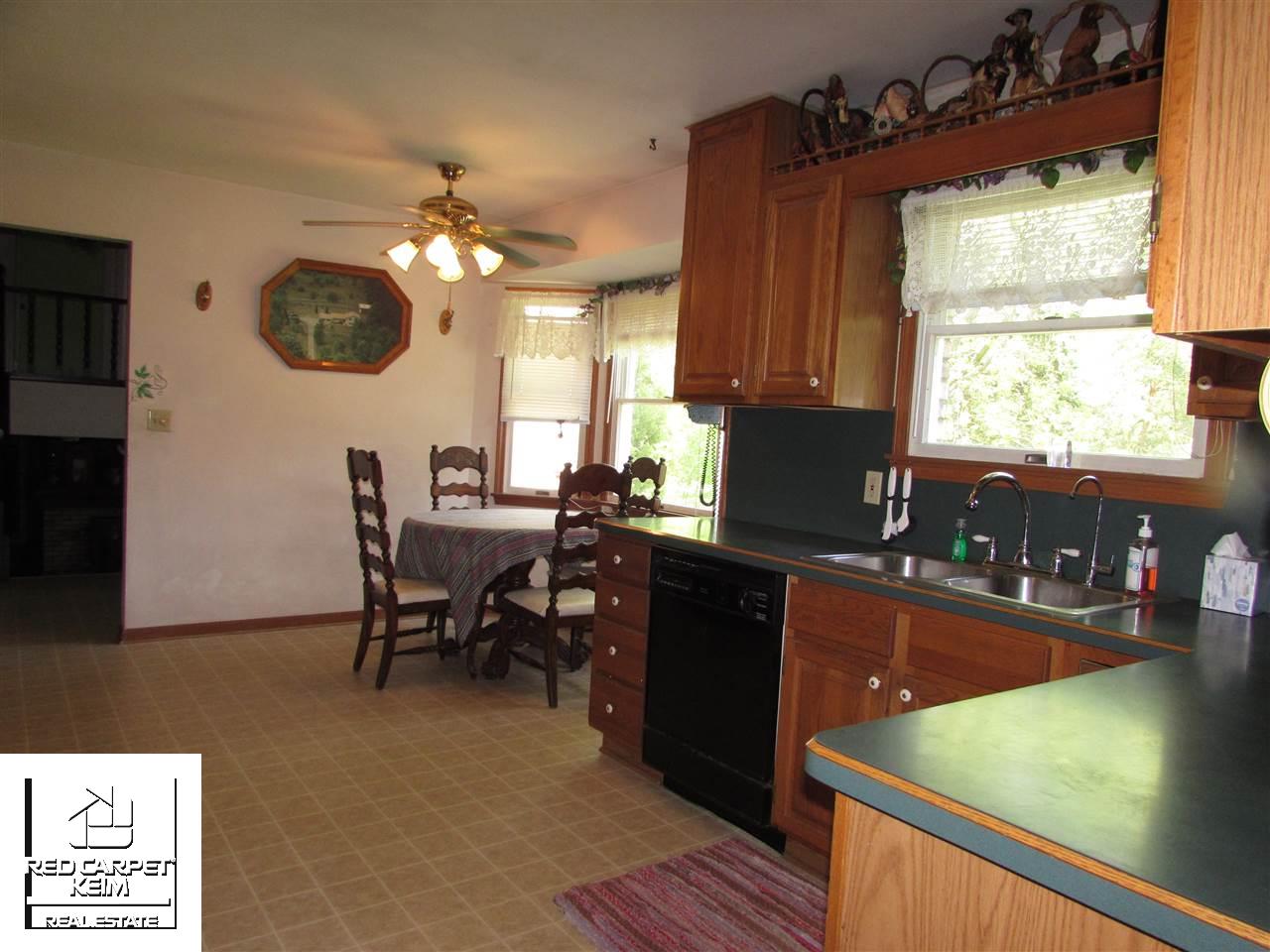 6455 North Oak Road Davison, MI 48423 - Photo 9 of 27 50012288-8.JPG