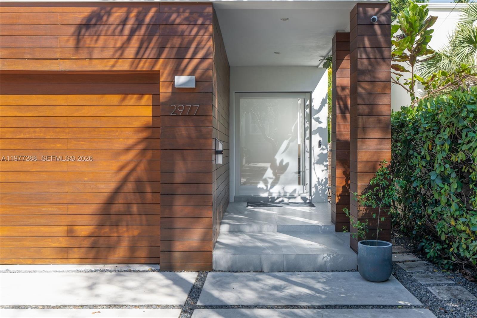 2977 Bridgeport Avenue Miami, FL 33133 - Photo 4 of 49