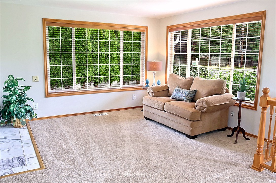 13251 Lake Kathleen Road Southeast Renton, WA 98059 - Photo 9 of 21