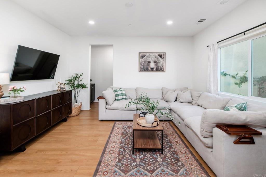 282 Oberlander Way Fallbrook, CA 92028 - Photo 11 of 47