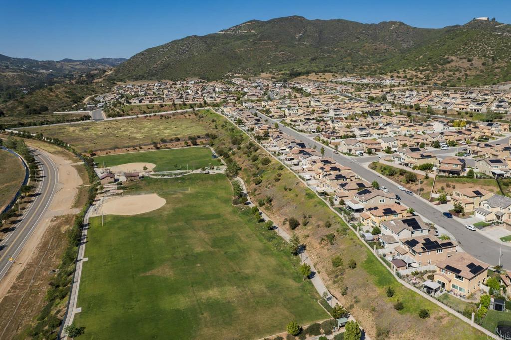 282 Oberlander Way Fallbrook, CA 92028 - Photo 45 of 47