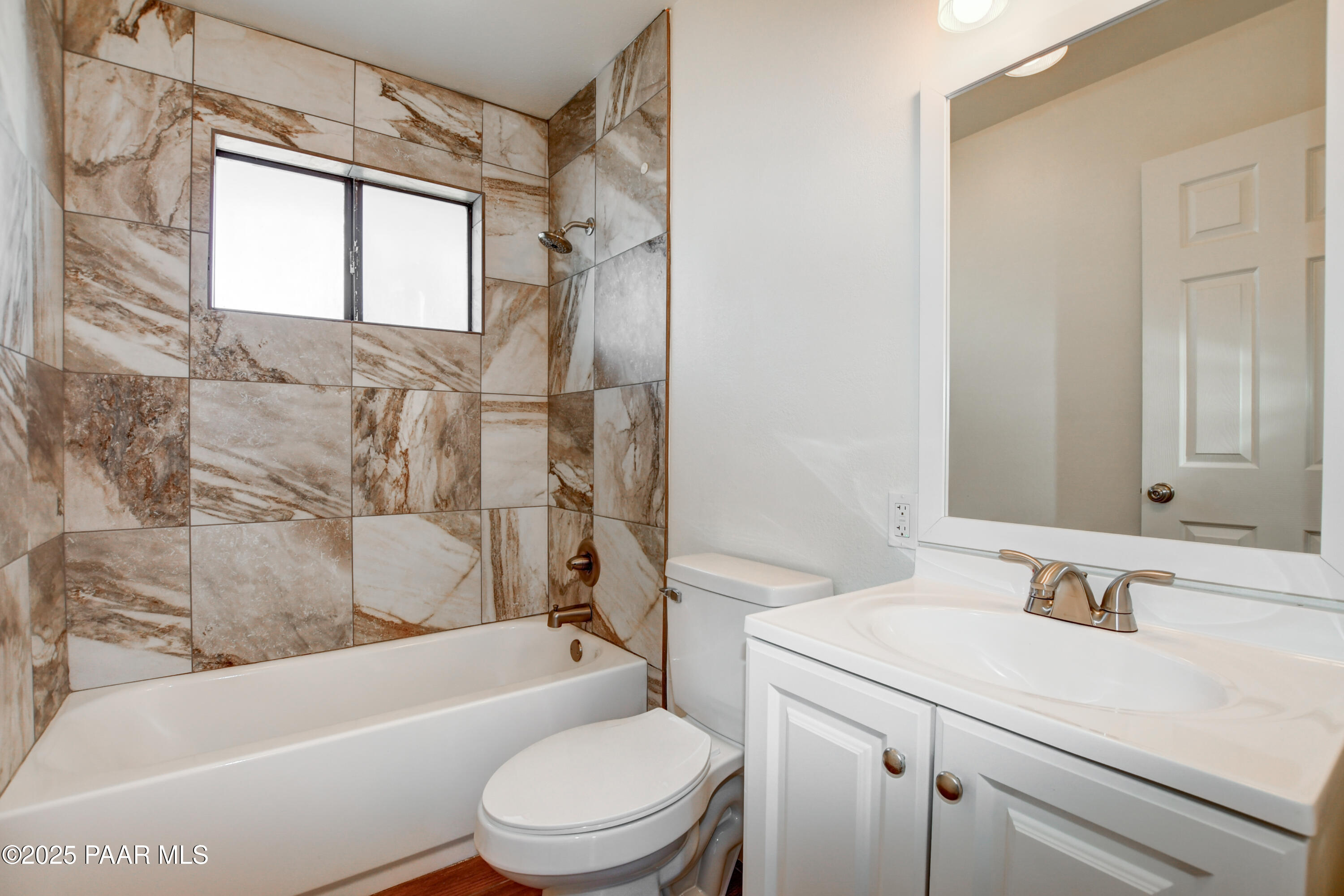 610 South Reed Road Chino Valley, AZ 86323 - Photo 25 of 39 Guest Bathroom