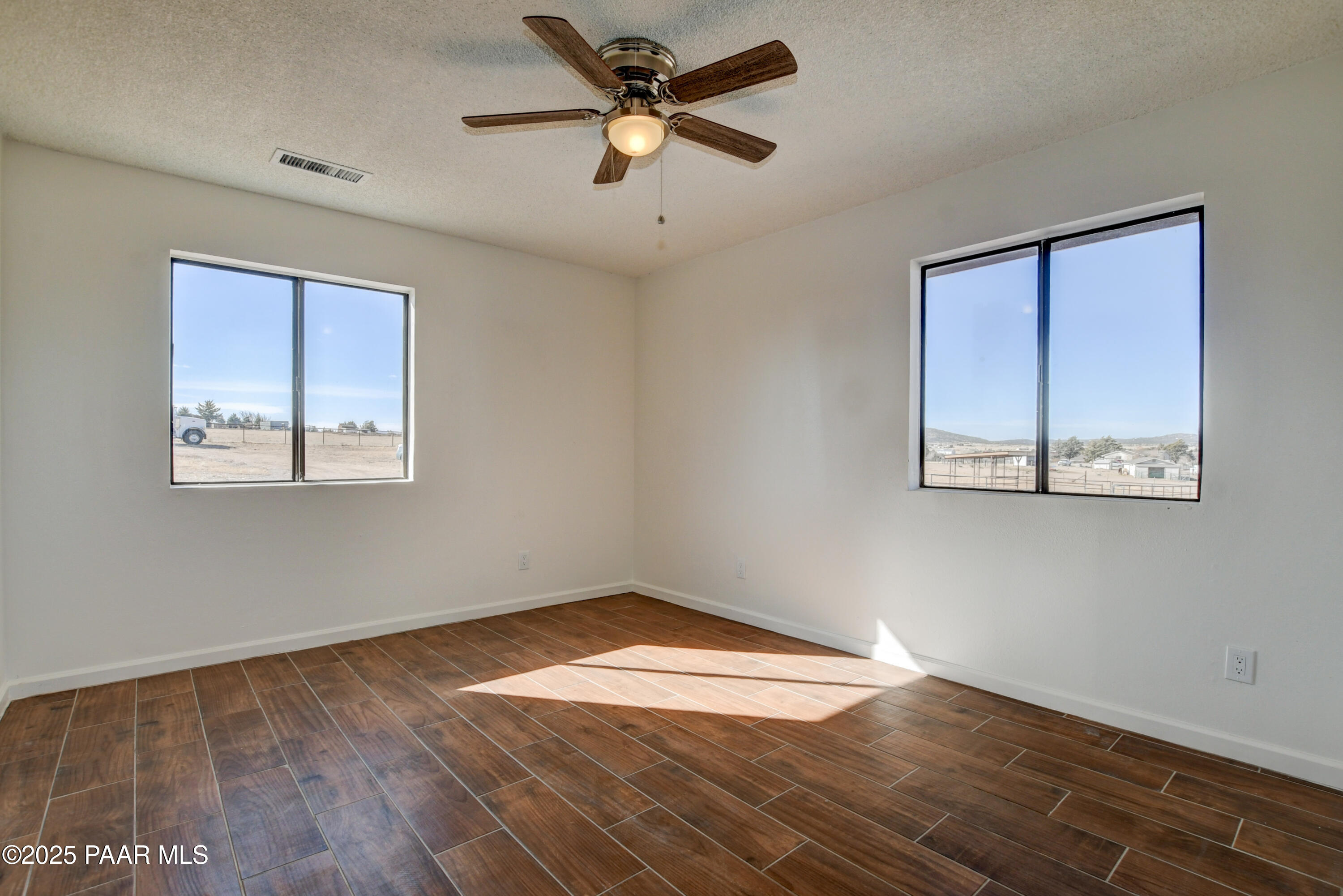 610 South Reed Road Chino Valley, AZ 86323 - Photo 27 of 39 Guest Bedroom 2