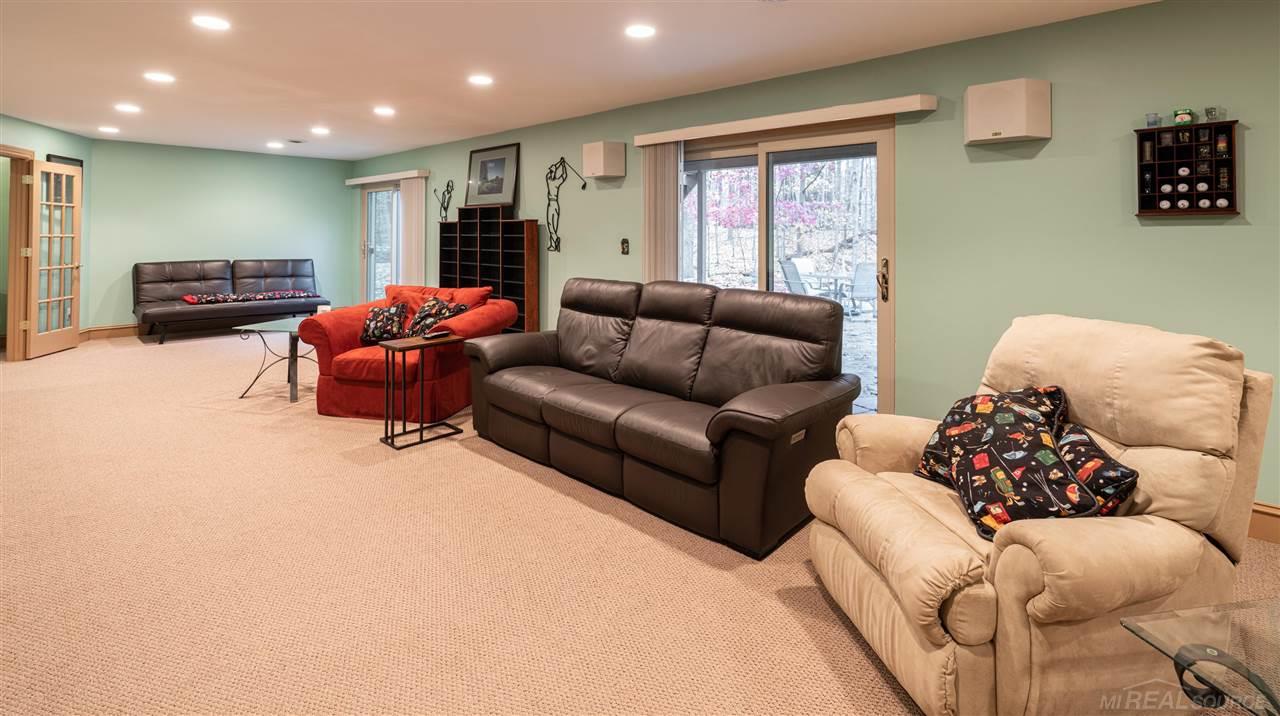 1772 North Fairview Lane Rochester Hills, MI 48306 - Photo 21 of 36