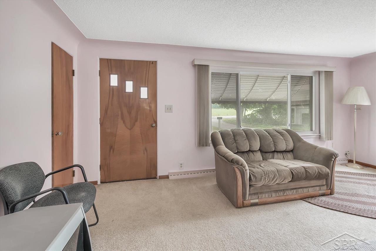 7695 Frankenmuth Road Vassar, MI 48768 - Photo 7 of 33
