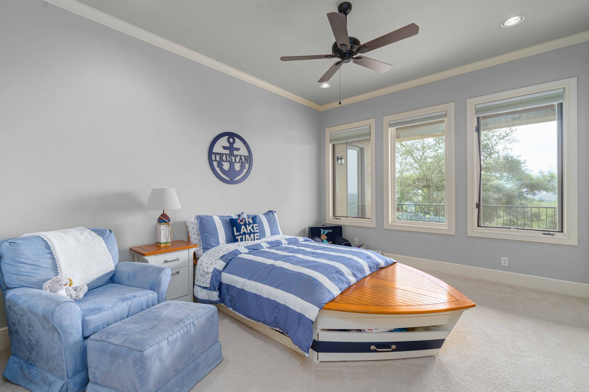 9104 Atwater Cove Austin, TX 78733 - Photo 23 of 36 Bedroom with crown molding, a ceiling fan, carpet flooring, and recessed lighting