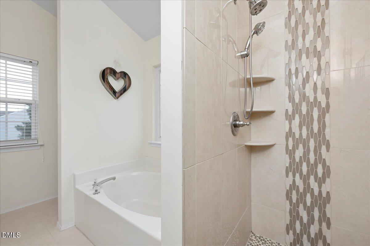 1048 Stormy Lane Raleigh, NC 27610 - Photo 20 of 35 21-13