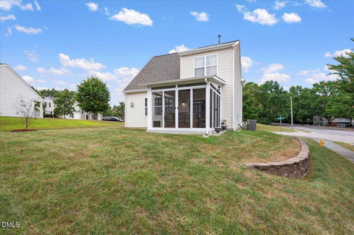 1048 Stormy Lane Raleigh, NC 27610 - Photo 27 of 35 27-5