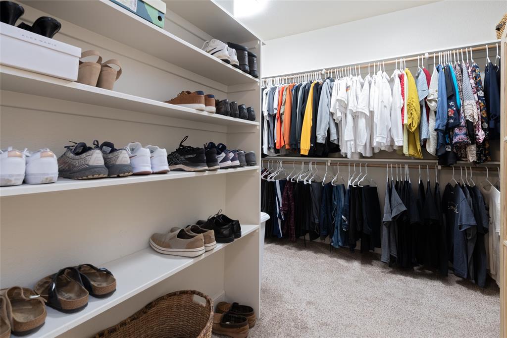 266 Weatherby Street Tuscola, TX 79562 - Photo 17 of 29 Walk in closet with light carpet