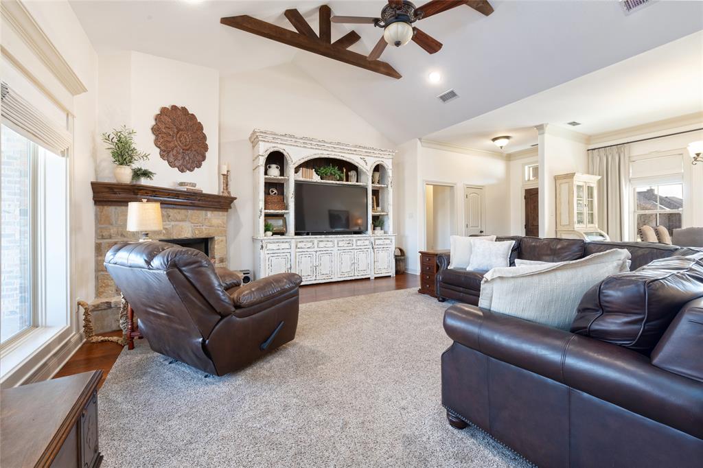 266 Weatherby Street Tuscola, TX 79562 - Photo 4 of 29 Living room
