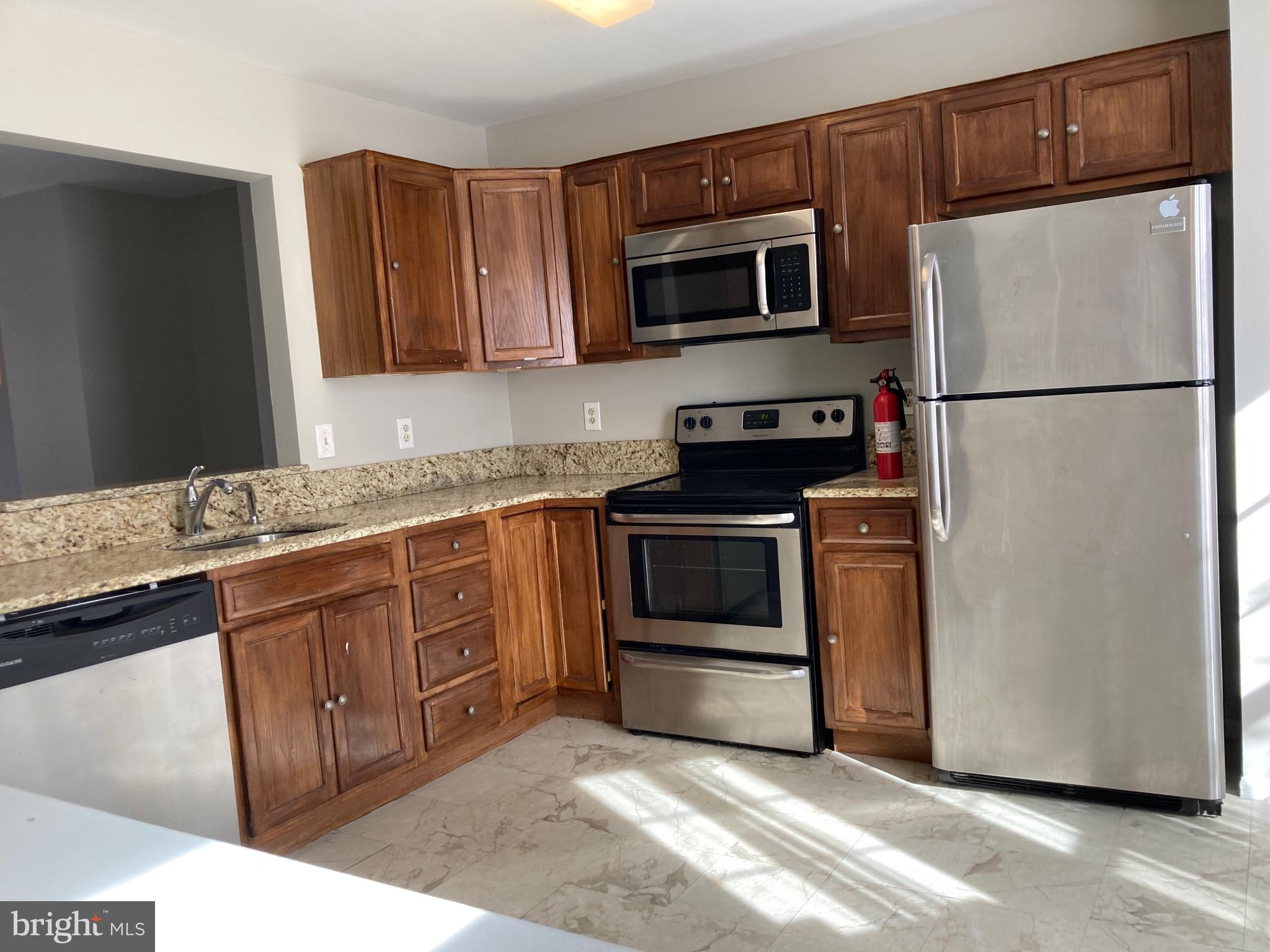 10791 Kitchener Court Bowie, MD 20721 - Photo 2 of 45