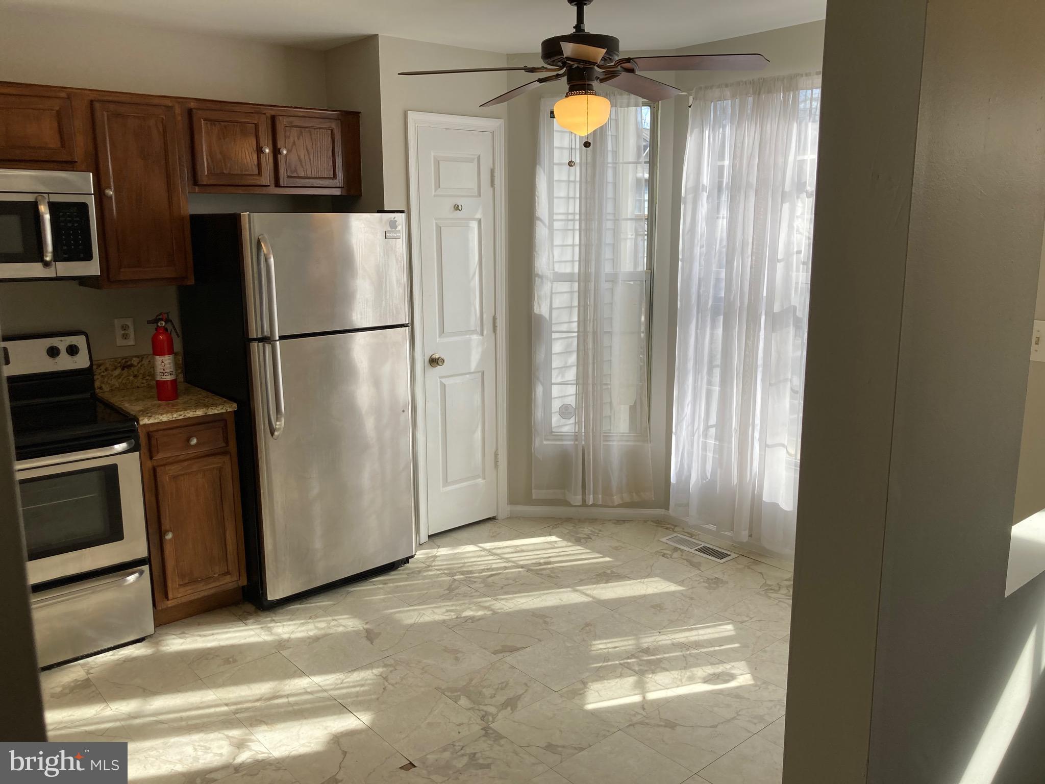 10791 Kitchener Court Bowie, MD 20721 - Photo 6 of 45