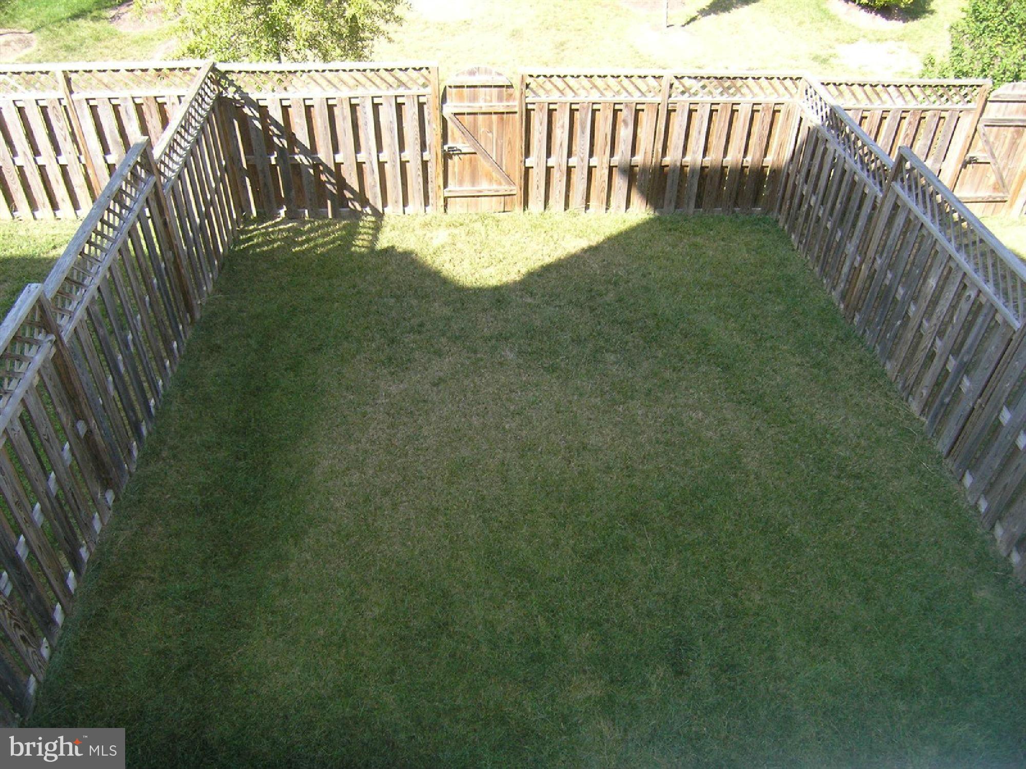 41898 Cinnabar Square Stone Ridge, VA 20105 - Photo 30 of 30 Exterior (Rear)