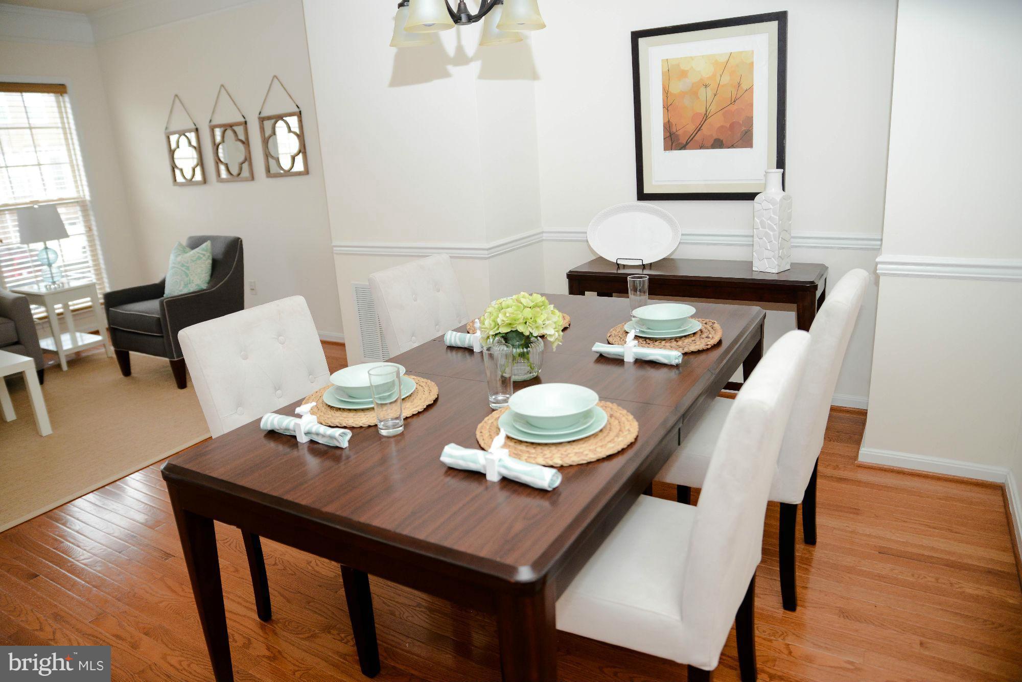 41898 Cinnabar Square Stone Ridge, VA 20105 - Photo 5 of 30 Dining Room