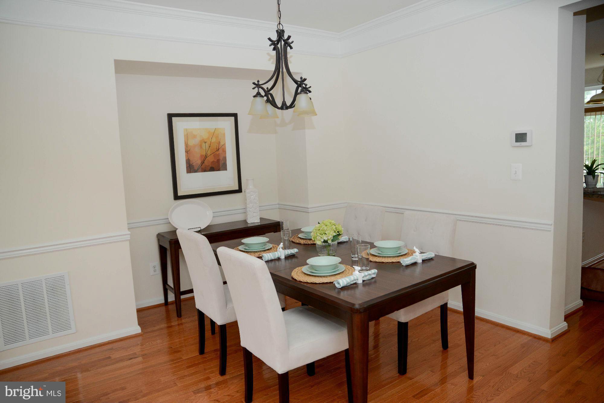 41898 Cinnabar Square Stone Ridge, VA 20105 - Photo 6 of 30 Dining Room