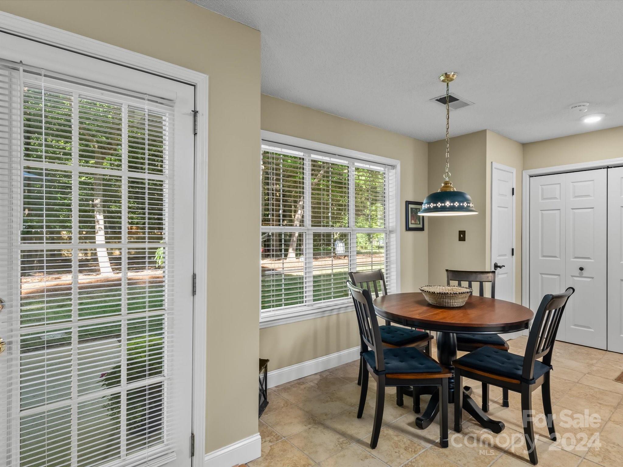 2811 Bathgate Lane Matthews, NC 28105 - Photo 12 of 37