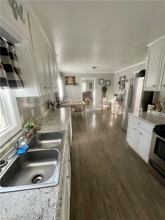 912 Buck Fork Road Dobson, NC 27017 - Photo 6 of 24 Gallery Image 6