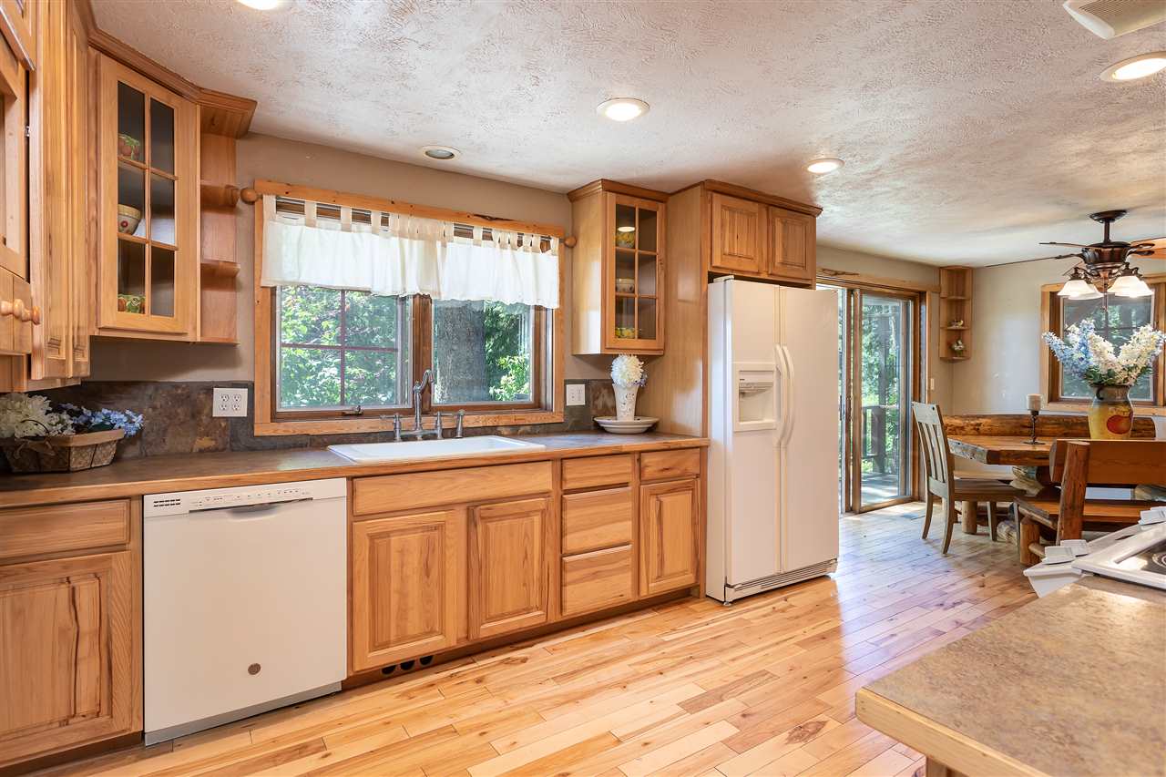 23811 North Dunn Road Chattaroy, WA 99003 - Photo 6 of 38 Gallery Image 6
