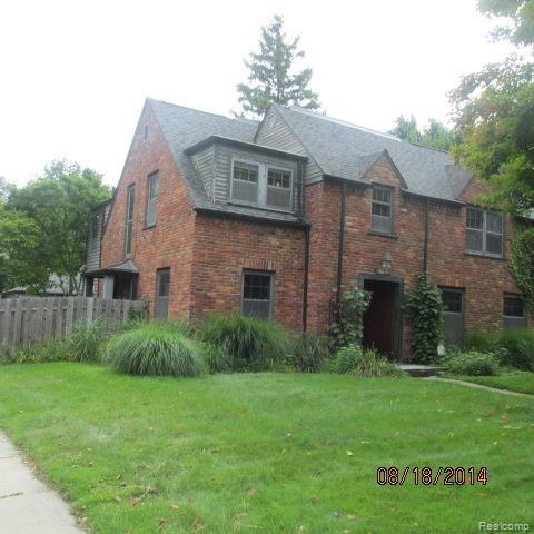 16610 Westmoreland Road Detroit, MI 48219 - Photo 1 of 26 006.jpg