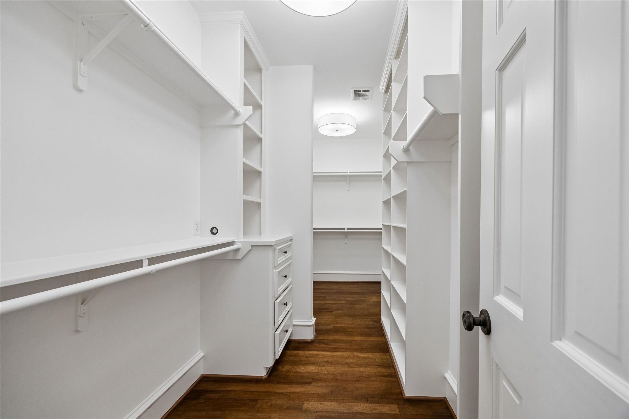 705 West 9th Street Houston, TX 77008 - Photo 18 of 30