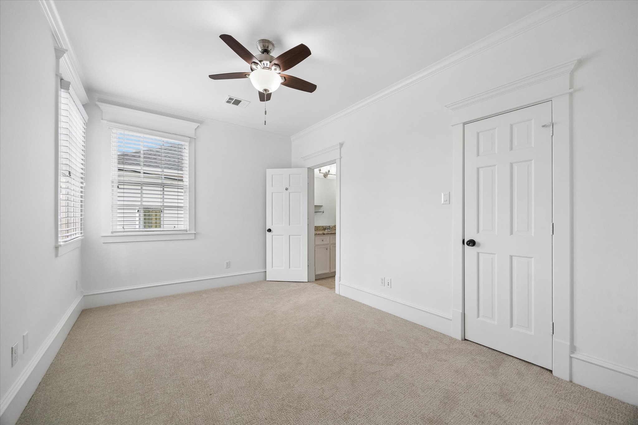 705 West 9th Street Houston, TX 77008 - Photo 21 of 30