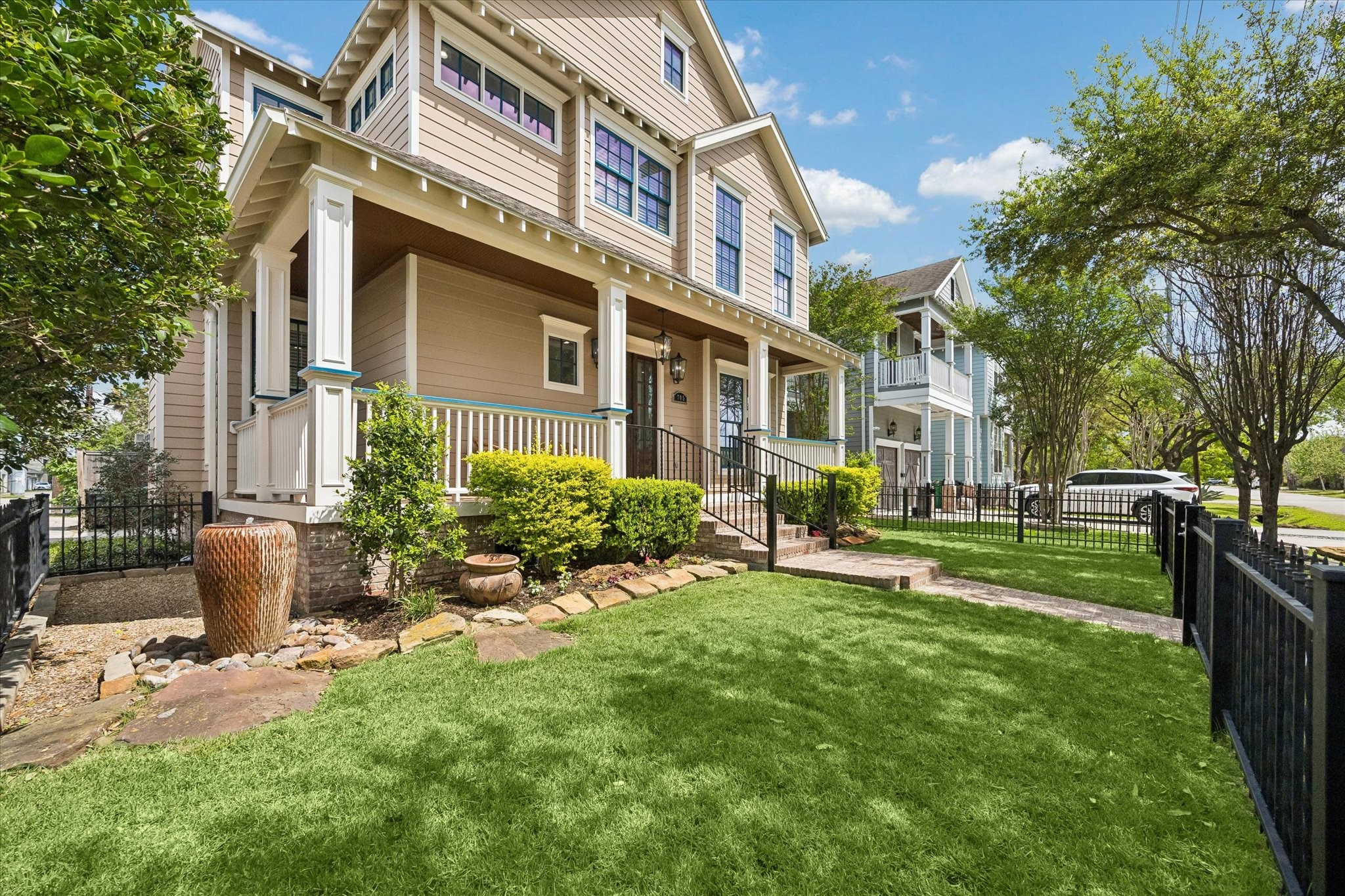 705 West 9th Street Houston, TX 77008 - Photo 27 of 30