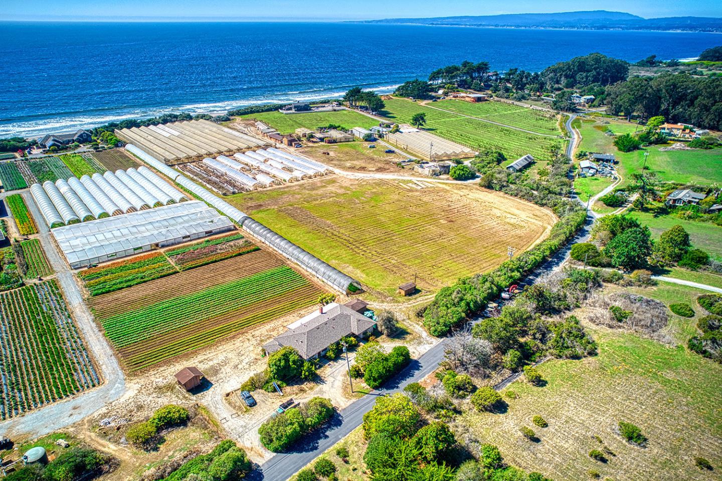 a view of a tennis court